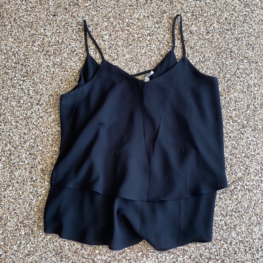Black cross back tank